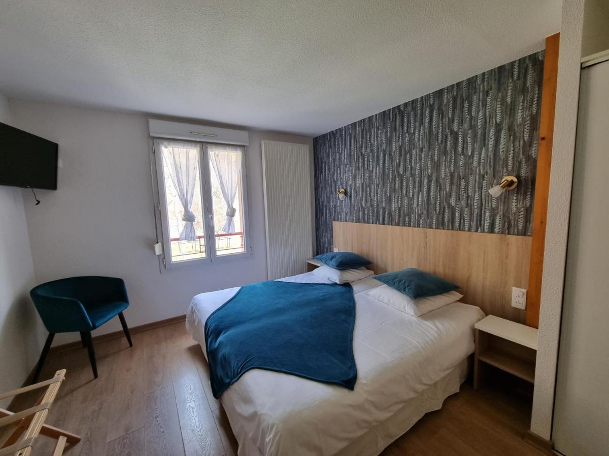 Logis Hotel Restaurant De La Poste Et Spa De Montagne Ле-Бономм Екстер'єр фото