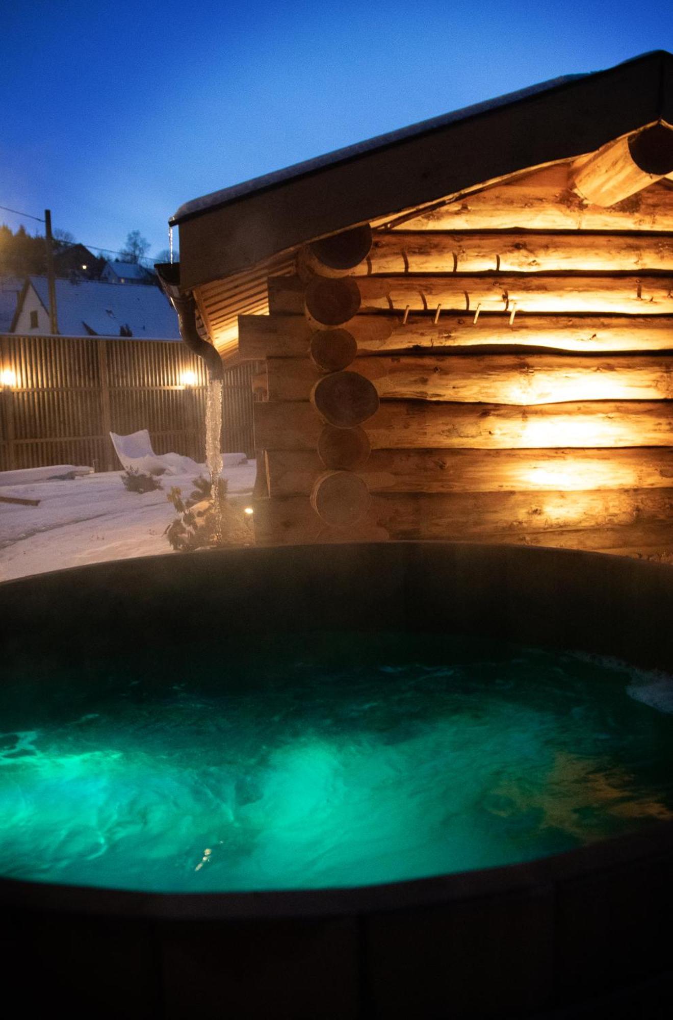 Logis Hotel Restaurant De La Poste Et Spa De Montagne Ле-Бономм Екстер'єр фото